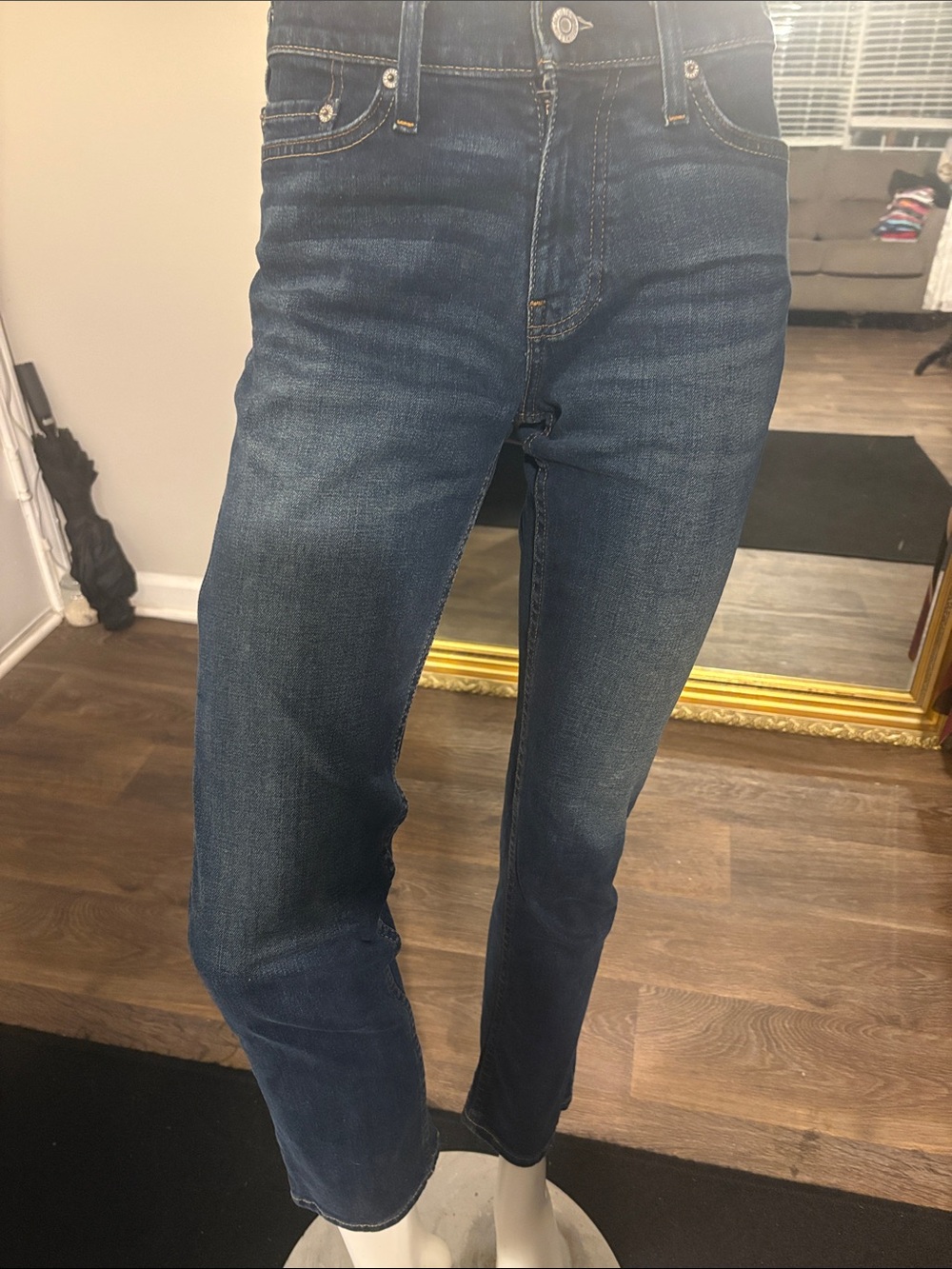 Everyday Straight-Leg Women’s Jeans in Medium Blue